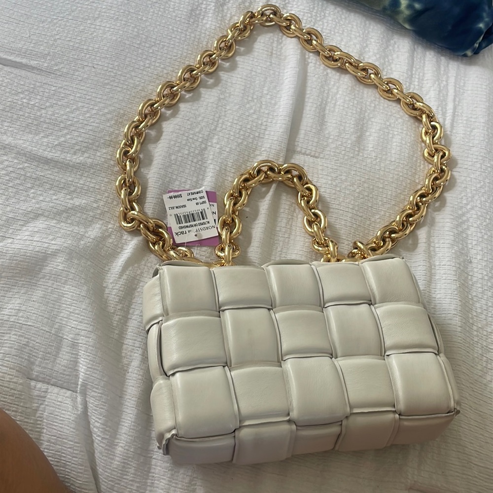 Bottega Veneta The Chain Cassette Padded Leather Shoulder Bag